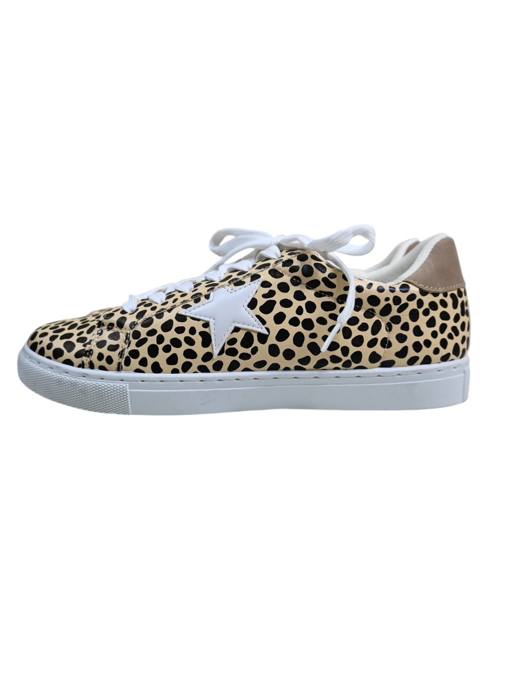 Pierre Dumas Women's 10 Fast-6 Star Animal Print Lace Up Sneaker NWOB